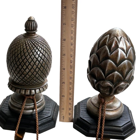 Stocking Holders Artichoke Pineapple Finial Elegant Silver/Gold/Bronze Set of 2 - Picture 15 of 16